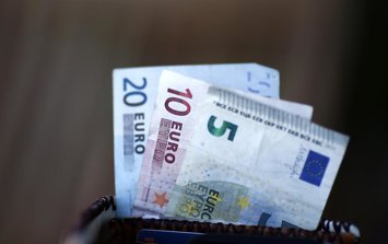Archivo - El patrimonio de los fondos de inversión sube un 2,83% en abril y se sitúa en los 469.889 millones, según Vdos.