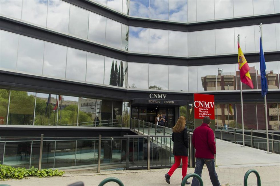 Archivo - CNMV, fachada de la Comisión Nacional del Mercado de Valores