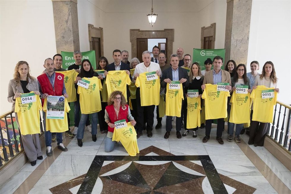 Presentación de la XII Marcha Contra el Cáncer en Pamplona, que se celebra el domingo 14 de junio.