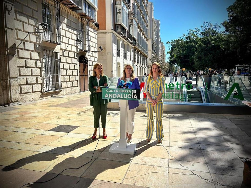La presidenta del Comité Electoral del PP de Málaga y candidata 'popular' al Parlamento de Andalucía, Carolina España.