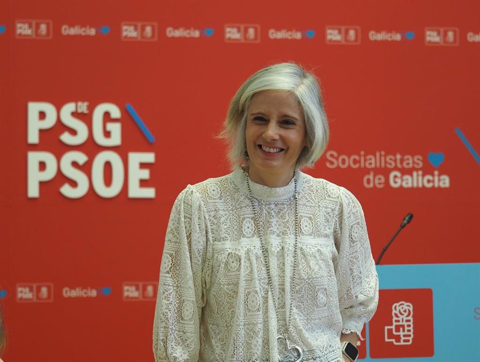La portavoz de Industria del PSdeG Patricia Iglesias en rueda de prensa
