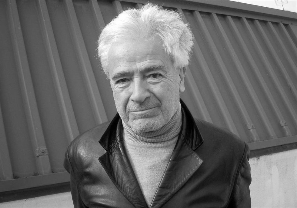 Archivo - Imagen de archivo del diseñador gráfico Pepe Cruz Novillo