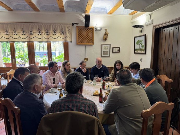 Reunión del PP con pastores y ganaderos trashumantes
