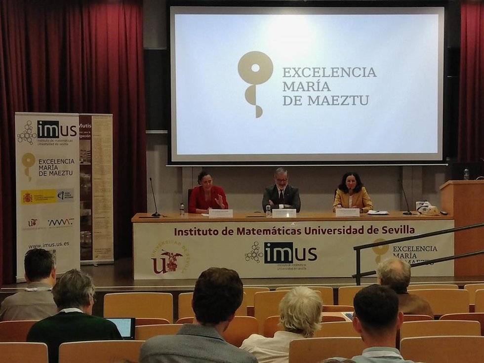 La Junta de Andalucía subraya que las matemáticas son esenciales para afrontar algunos de los grandes desafíos tecnológicos actuales.