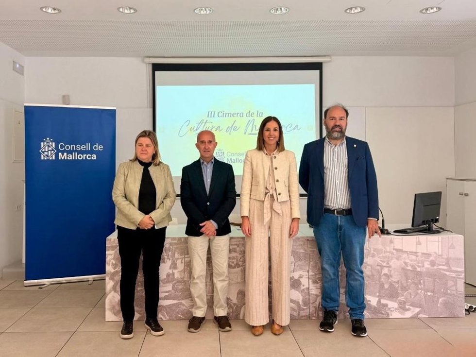La consellera de Cultura y Patrimonio del Consell de Mallorca, Antònia Roca, en la III Cumbre de la Cultura de Mallorca.