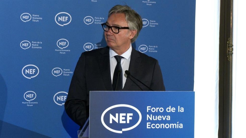 El candidato de Vox a la presidencia de la Junta, Manuel Gavira en Sevilla en el desayuno informativo de 'Nueva Economía Fórum'