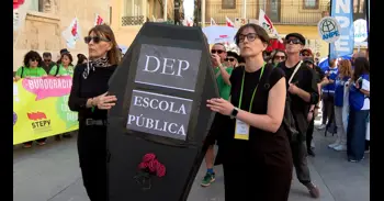 Sindicats asseguren que aniran a la negociació amb Educació "amb tota la força" i avisen: "Volem el pa sencer"