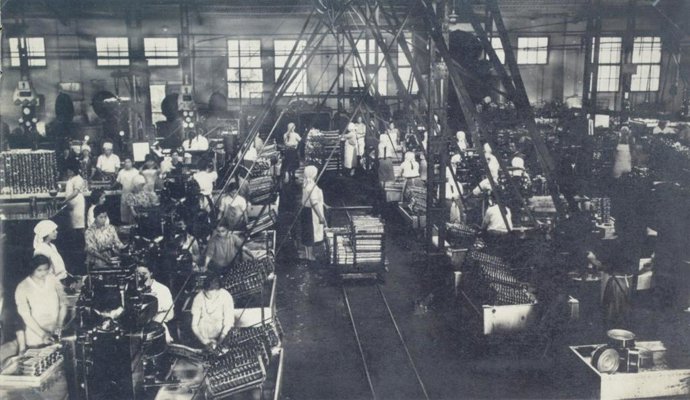Fotografía Histórica Fábrica Conservas
