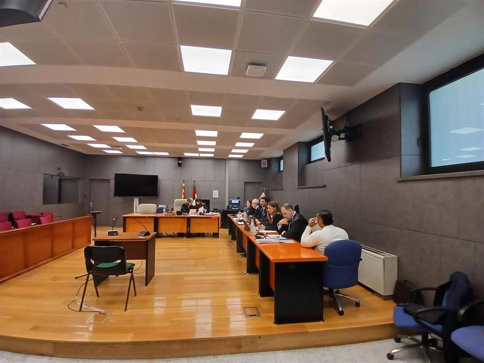 Juicio contra el acusado de la muerte de cinco hombres en Bilbao.