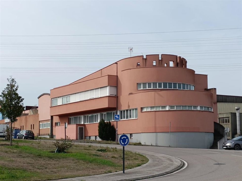 Archivo - Edificio de Fundación Metal, en Gijón.