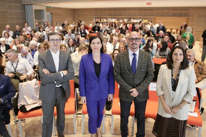 Celadores de todo el país se dan cita en Cantabria para abordar la humanización de los cuidados