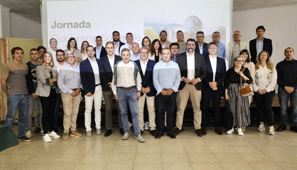 I Jornada de Cicloturismo Sostenible en la Costa Blanca, celebrada en Tàrbena (Alicante)