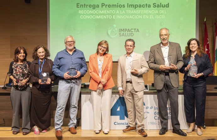 Foto da cerimônia de entrega dos prêmios.