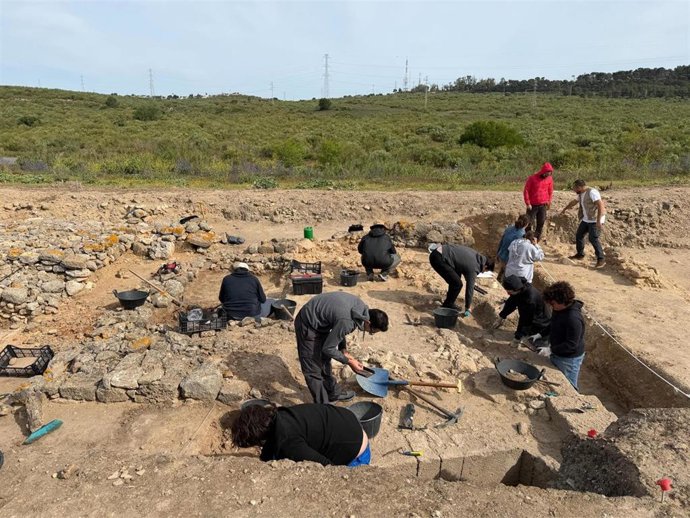 Alumnos de la UCA en el Castillo de Doña Blanca.
