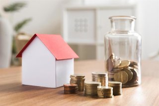 Un hogar medio en España necesita 11 años para ahorrar cada mes el 20% de su salario bruto, según Pisos.Com.