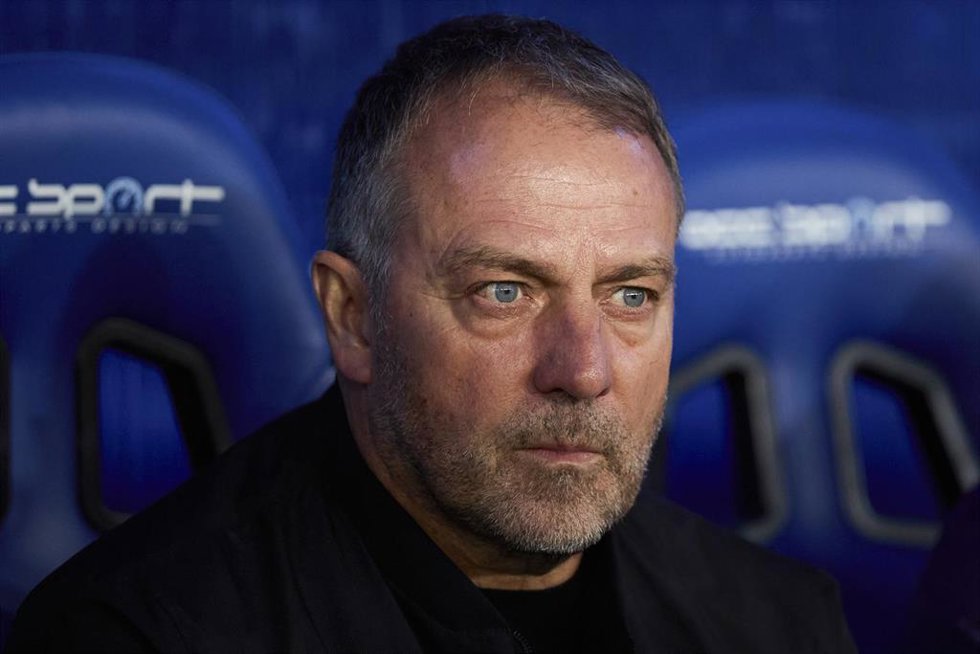 El entrenador del FC Barcelona, Hansi Flick, en Mendizorroza