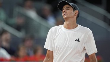 Tenis