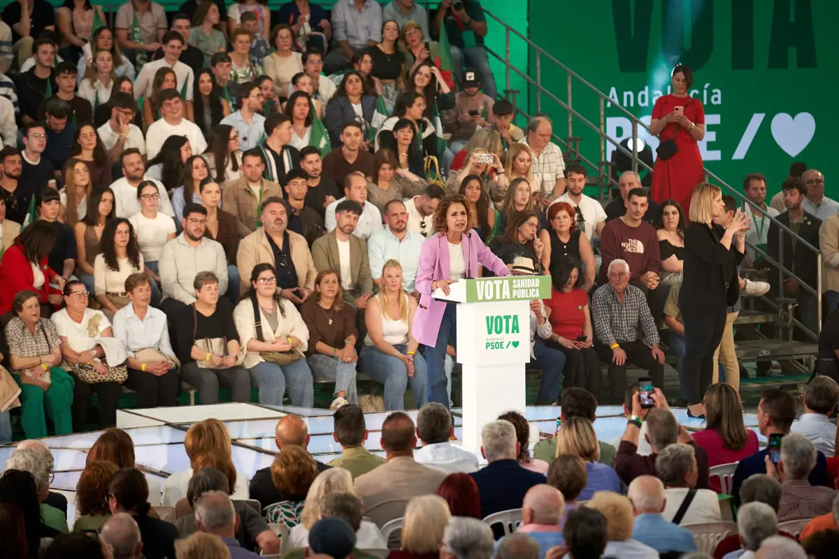 María Jesús Montero en campaña electoral