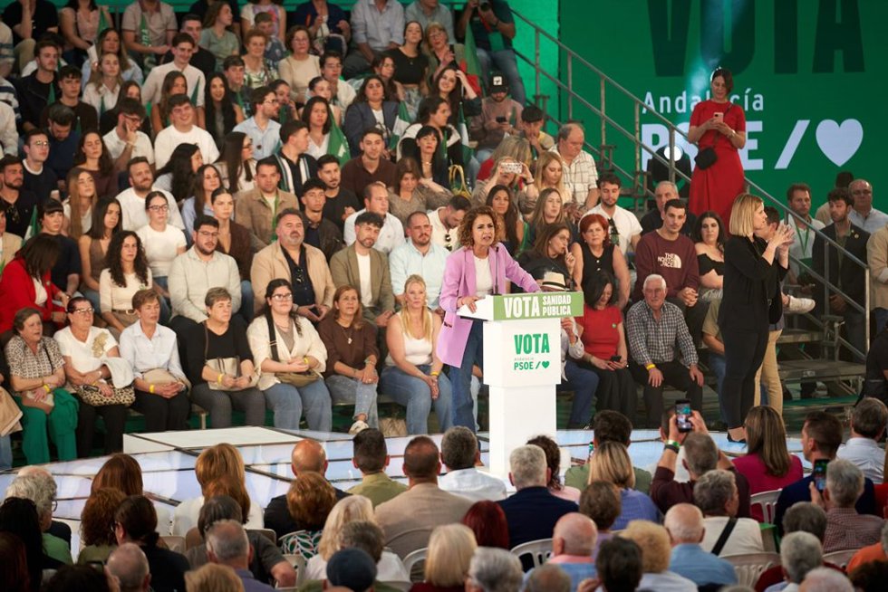 La candidata a la Presidencia de la Junta, María Jesús Montero interviene durante un acto de la campaña electoral andaluza. A 13 de mayo de 2026, en Pulianas, Granada (Andalucía, España). (Foto de archivo).