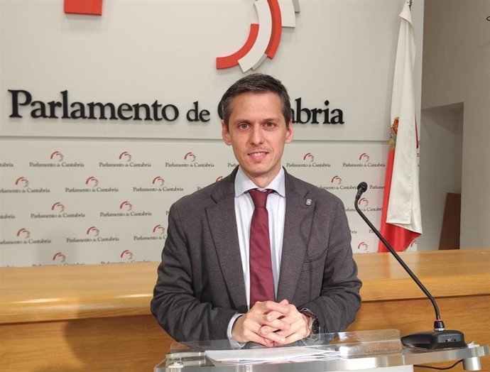 El PSOE de Cantabria propone tramitar el testamento vital en los centros de salud