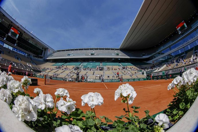 Archivo - Vista General de la pista Philippe Chatrier durante Roland-Garros 2021, en  París (Francia)  