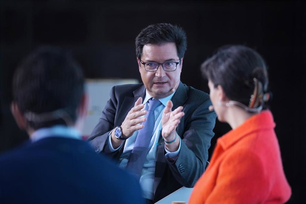 El ministro para la Transformación Digital, Óscar López, en la segunda jornada del Encuentro Internacional por los Derechos Digitales en Barcelona