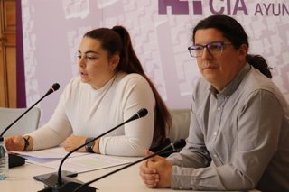 Leire Montero Y Agustín Sánchez, Durante La Presentación De Las Actividades Del Día Internacional De Los Archivos.