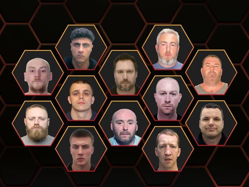 Imágenes de "los 12 criminales más buscados" por Reino Unido