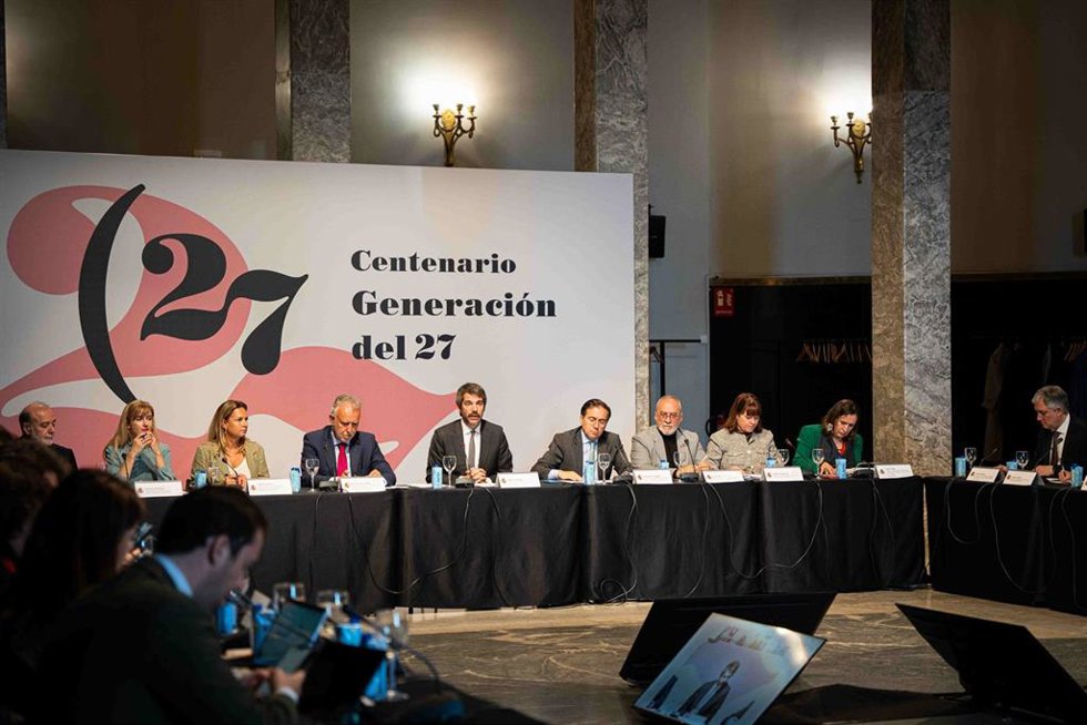 Esta Comisión Nacional tiene el cometido de impulsar y coordinar los actos que se realicen en torno a la celebración de la Generación del 27 en todo el territorio español y a nivel internacional.