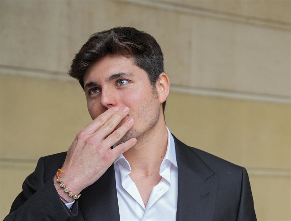 Archivo - Vito Quiles , a su salida de un juzgado de Sevilla tras declarar como investigado por presuntas injurias.