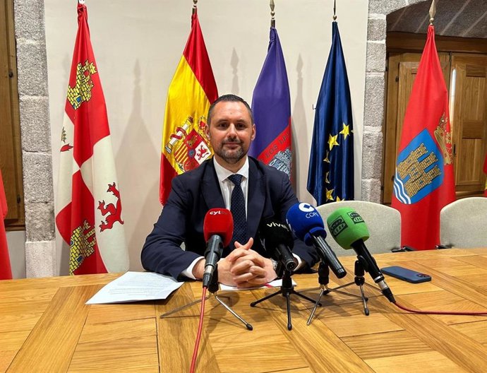 El portavoz del equipo de Gobierno del Ayuntamiento de Ávila, José Ramón Budiño.