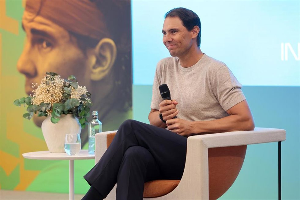 El tenista Rafael Nadal ofrece declaraciones a los medios durante la presentación de la ampliación del Rafa Nadal Museum en su complejo deportivo de Manacor, a 14 de mayo de 2026, en Manacor, Baleares (España). 