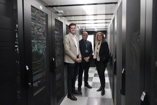 Visita institucional del presidente del clúster tecnológico OnTech a la sede de Inpro.