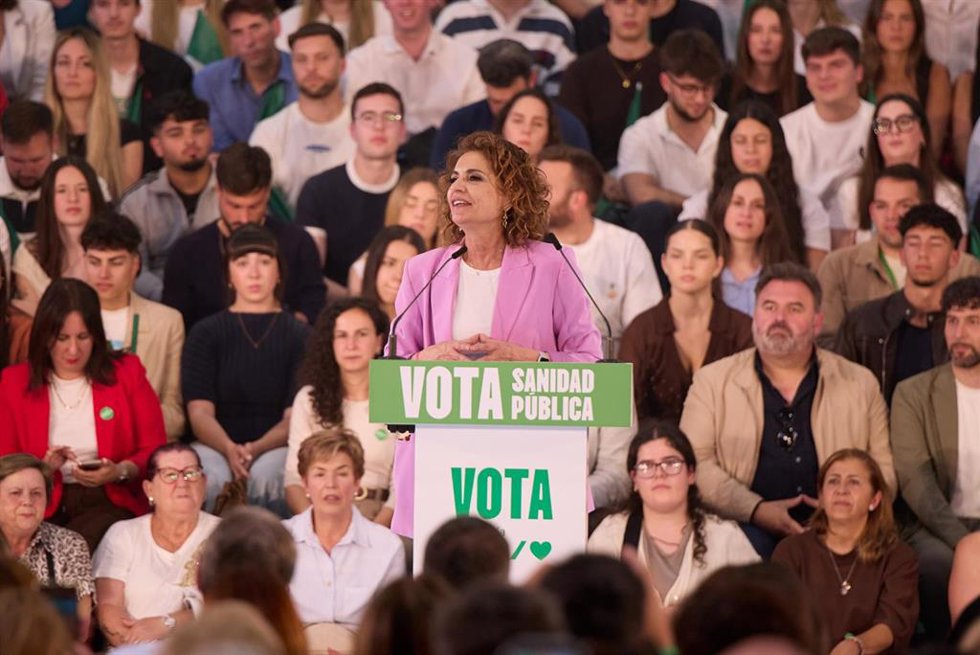 La secretaria general del PSOE-A, María Jesús Montero, en un mitin en Pulianas (Granada). (Foto de archivo).