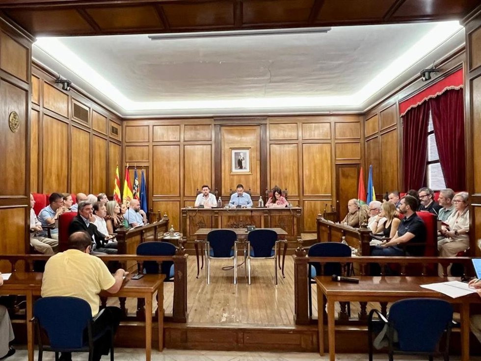 Imagen de archivo de un pleno del Ayuntamiento de Alcoi (Alicante)