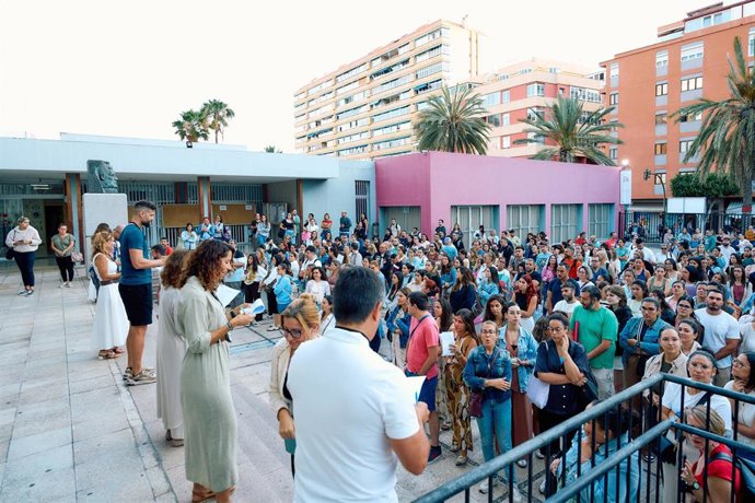 Archivo - Aspirantes a una plaza de docente en Canarias