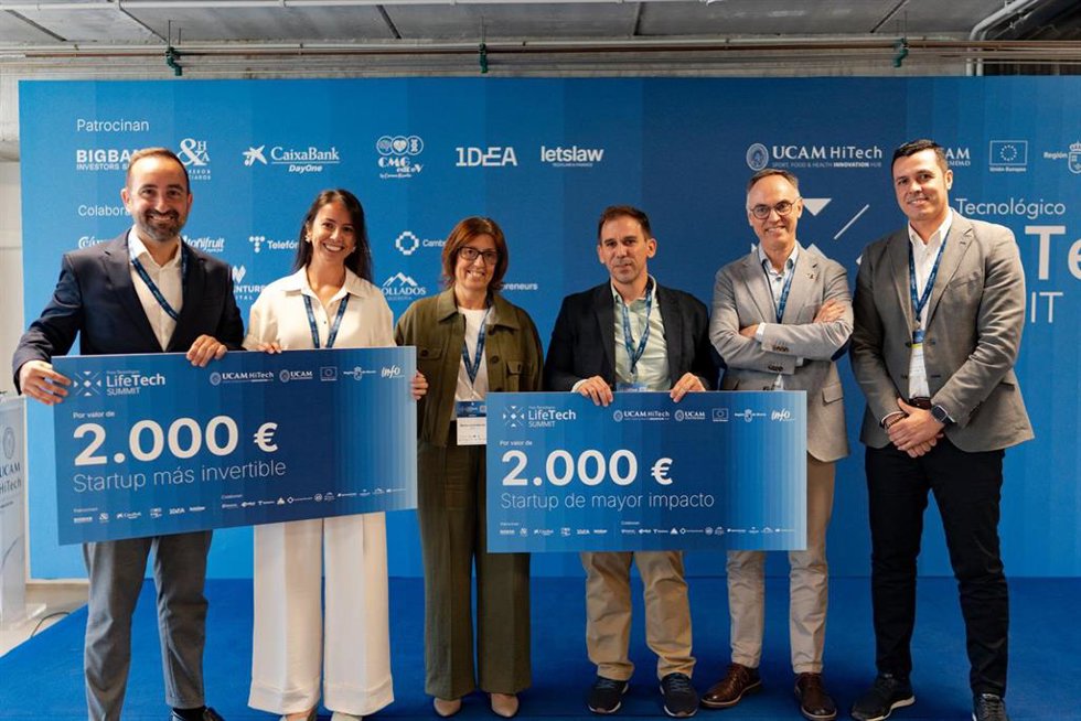 Responsables de las empresas premiadas en el LifeTech Summit 2026