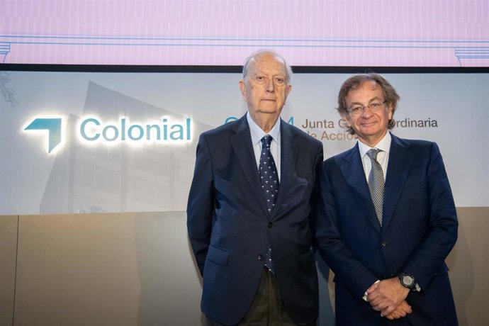 Archivo - El presidente de Colonial, Juan José Bruguera (i), y el consejero delegado, Pere Viñolas (d).
