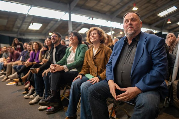 Archivo - Arxivo - El president d'ERC, Oriol Junqueras (d), i la secretària general d'ERC, Elisenda Alamany (2d), en una imatge d'arxiu.