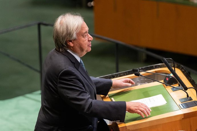7 de maio de 2026, Bronx, Nova York, EUA: O secretário-geral António Guterres discursa durante o Segundo Fórum Internacional de Revisão da Migração, no Salão da Assembleia Geral da ONU, na sede da organização em Nova York, NY, em 7 de maio de 2026.