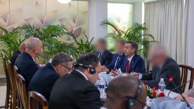 Política