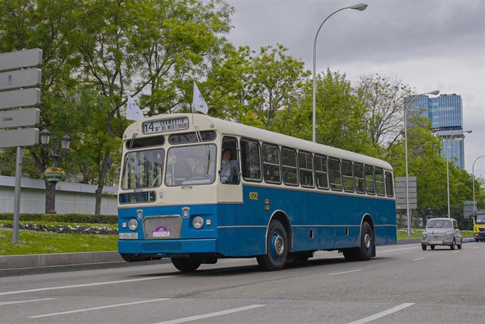 Uno de los autobuses hitóricos de la EMT que participará en el Gran Desfile de Vehículos Históricos