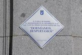 Foto: La Puerta del Sol sigue recordando con una placa los 15 años del 15M, la acampada de la indignación ciudadana