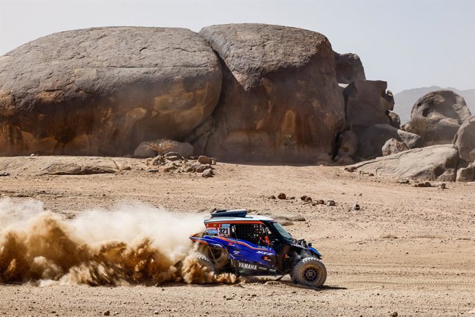 Archivo - 321 Fischer Annett (ger), Seel Annie (swe), Yamaha Motor Europe - X-Raid, Yamaha XYZ1000R Rally Edition, T3 FIA, W2RC, action during the Stage 11 of the Dakar Rally 2022 around Bisha, on January 13th 2022 in Bisha, Saudi Arabia - Photo Frédéric 