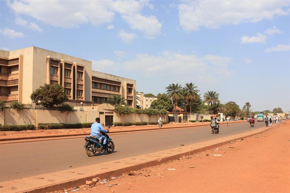 Archivo - Una calle de Bamako