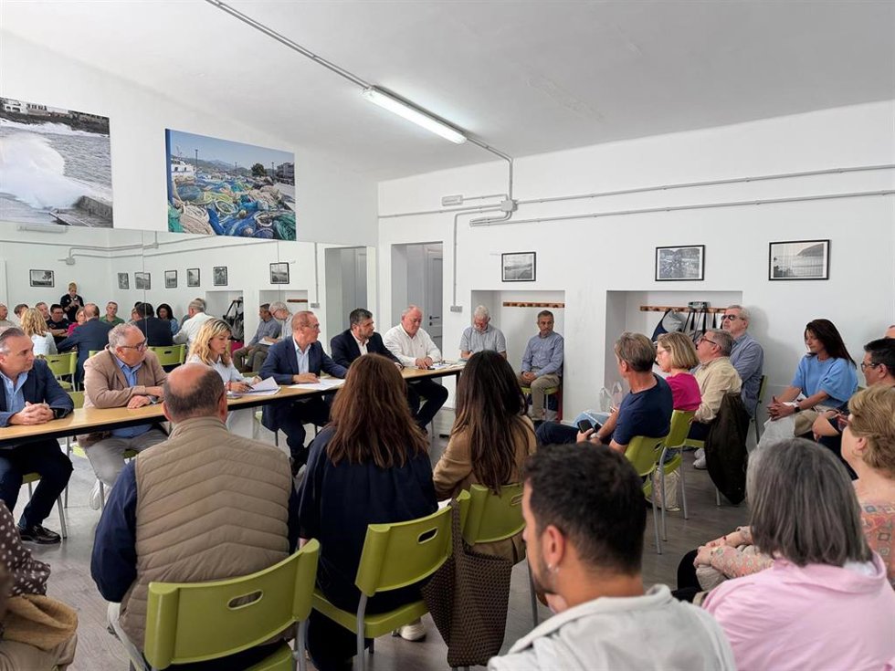 Encuentro de la Conselleria del Mar y Ciclo del Agua y el Ayuntamiento de Andratx para abordar las obras de saneamiento