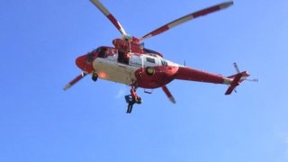 Archivo - El helicóptero del Grupo de Emergencias y Salvamento (GES) del Gobierno de Canarias