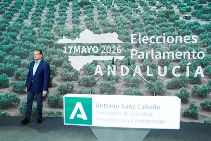 El consejero de Sanidad, Presidencia y Emergencias de la Junta de Andalucía, Antonio Sanz, durante visita el Centro de Difusión de Datos de las elecciones del 17M en el Pabellón de la Navegación. A 15 de mayo de 2026 en Sevilla (Andalucía, España). 