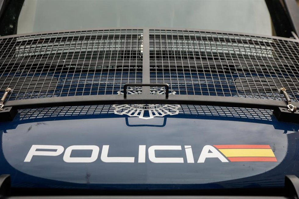 Archivo - Vehículo de la Policía Nacional.