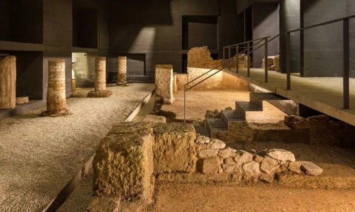 Imagen de la cripta del Patio de Banderas.